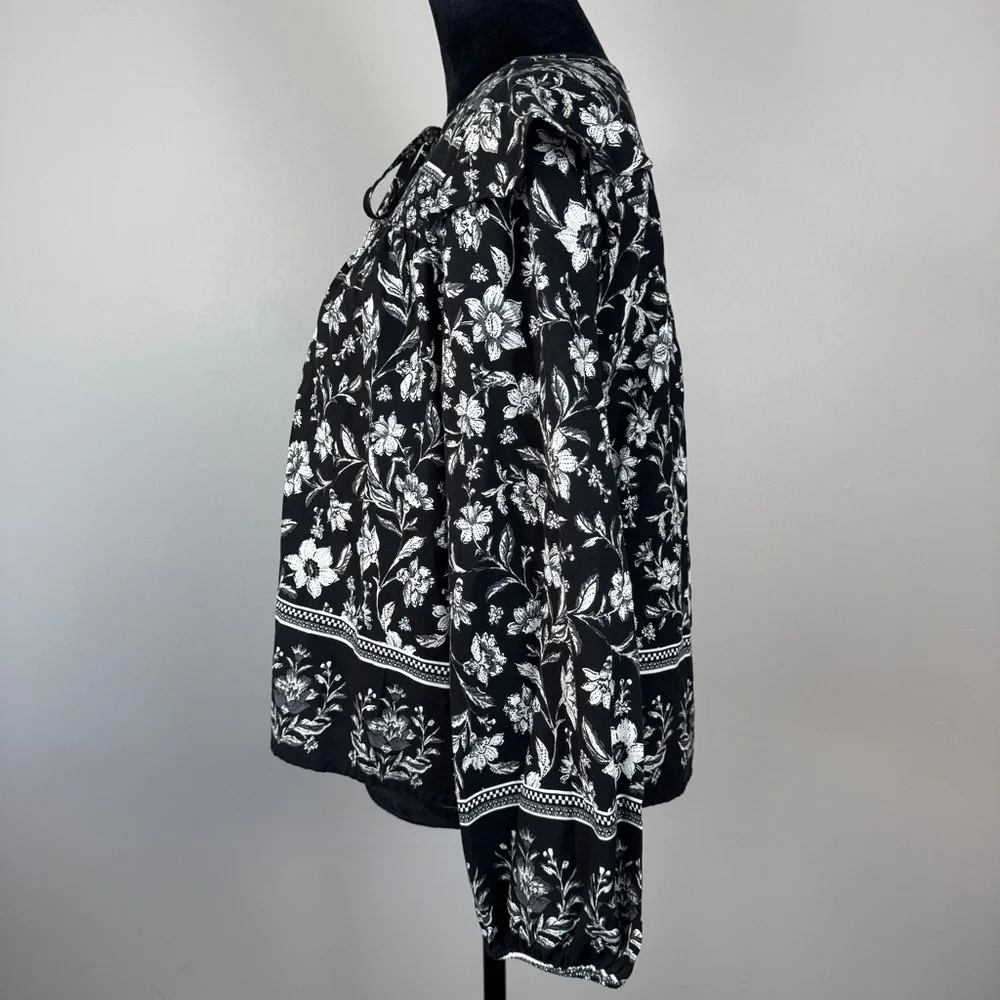 Time‎ and Tru Top Womens Medium M Black White Long Sleeves Relaxed Fit NWT